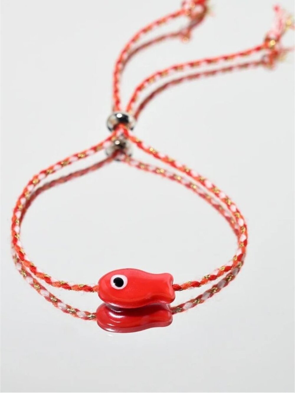 Red Fish Cord Bracelet Q1302